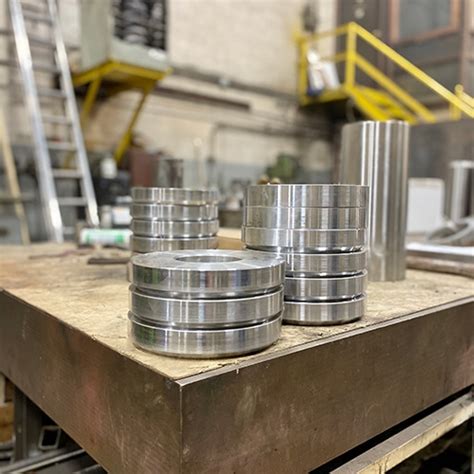 Custom Precision Machining Services .